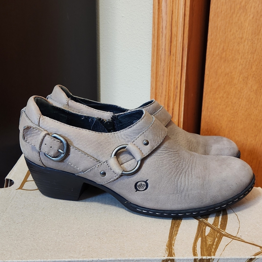 Born Zowy Ankle Boots Gray 10